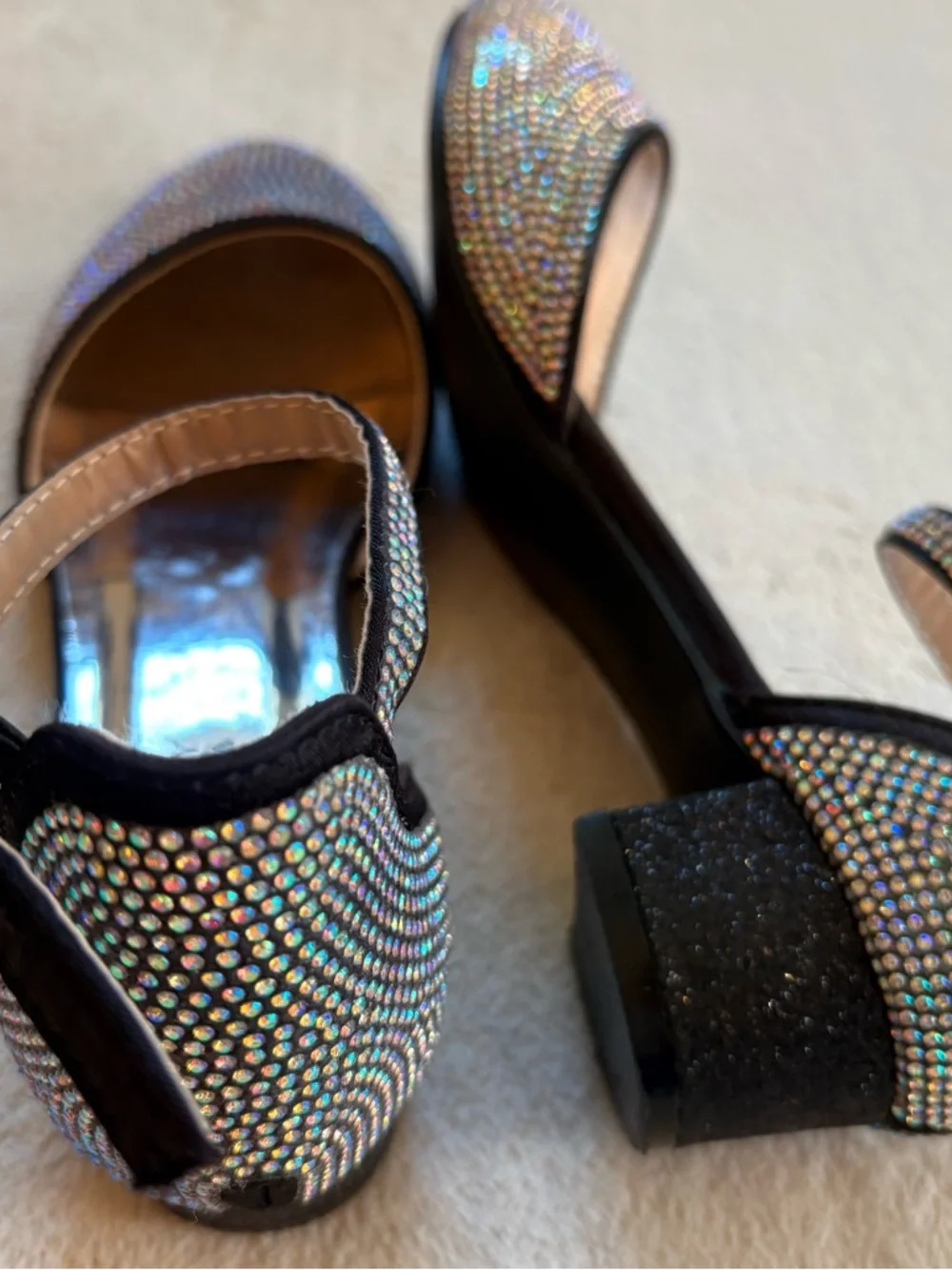 Badgley Mischka Girl’s Iridescent Crystal Ankle-Strap Block Heel Sz 3